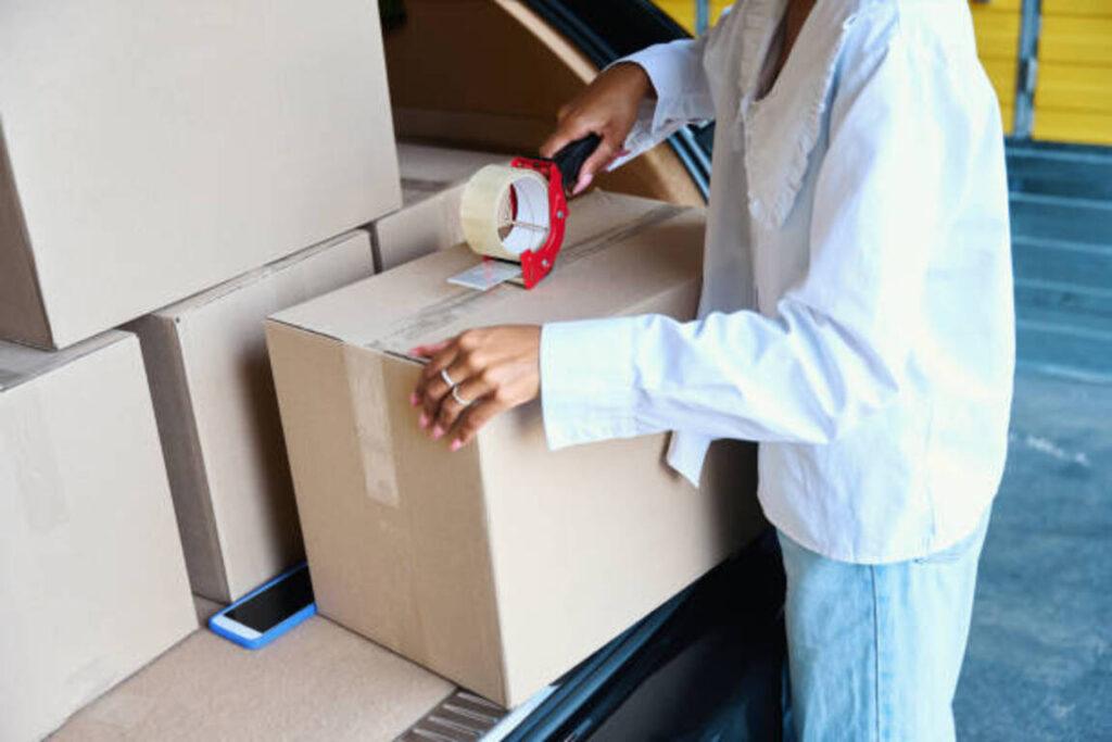 Storage Unit Packing
